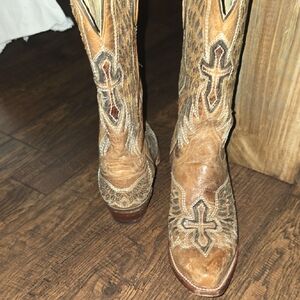 Ferrini Brown Tan Heeled Boots